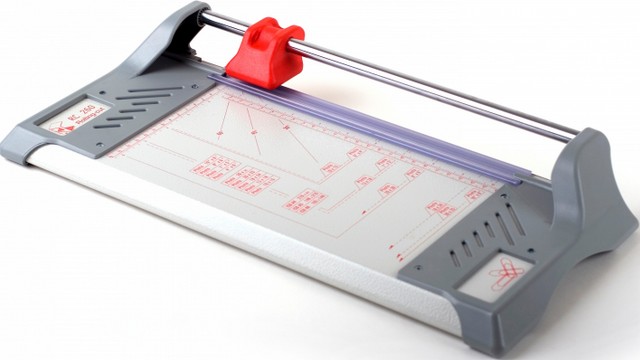 Trimmer Rolling-Cut RC   260